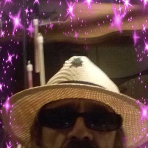 Meet your Posher, Thomas